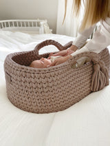 Babykorb | Moseskorb | Babybett | Beistellbett | Stubenwagen | Babynest | Babywiege | Erstausstattung Baby | Beistellbett | Geschenk zur Geburt | Mama und Baby