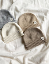 Cashmere baby hat - caramel
