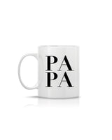 Weiße Keramik Henkel-Tasse mit schwarzen Großbuchstaben PAPA.