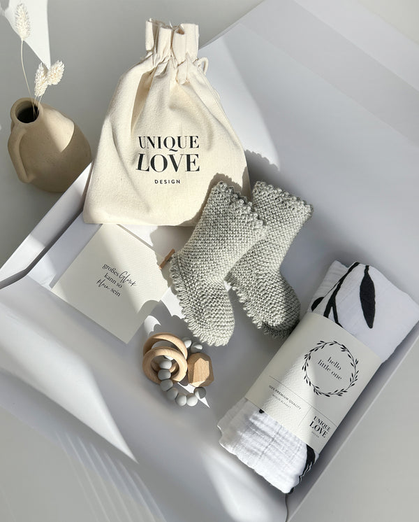 Give love - birth gift set - grey